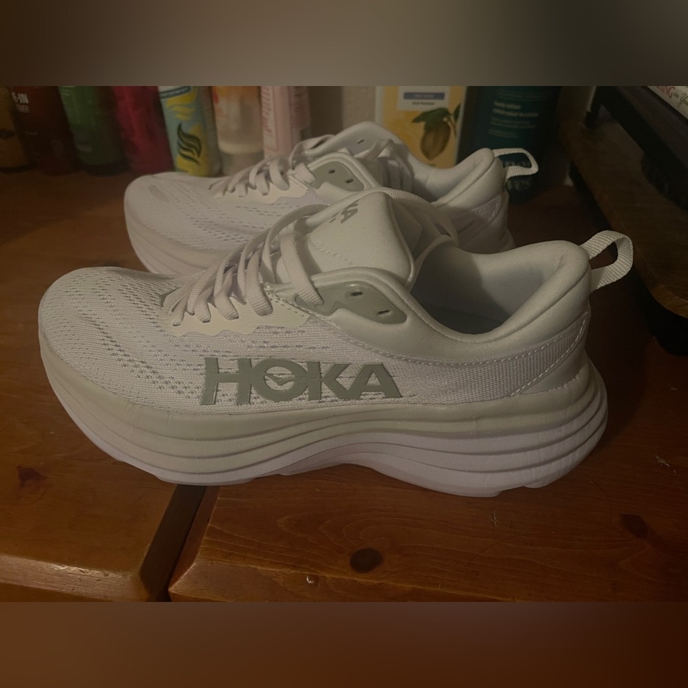 NEW Hoka Bondi 8 white dh gate reps size 7 mens